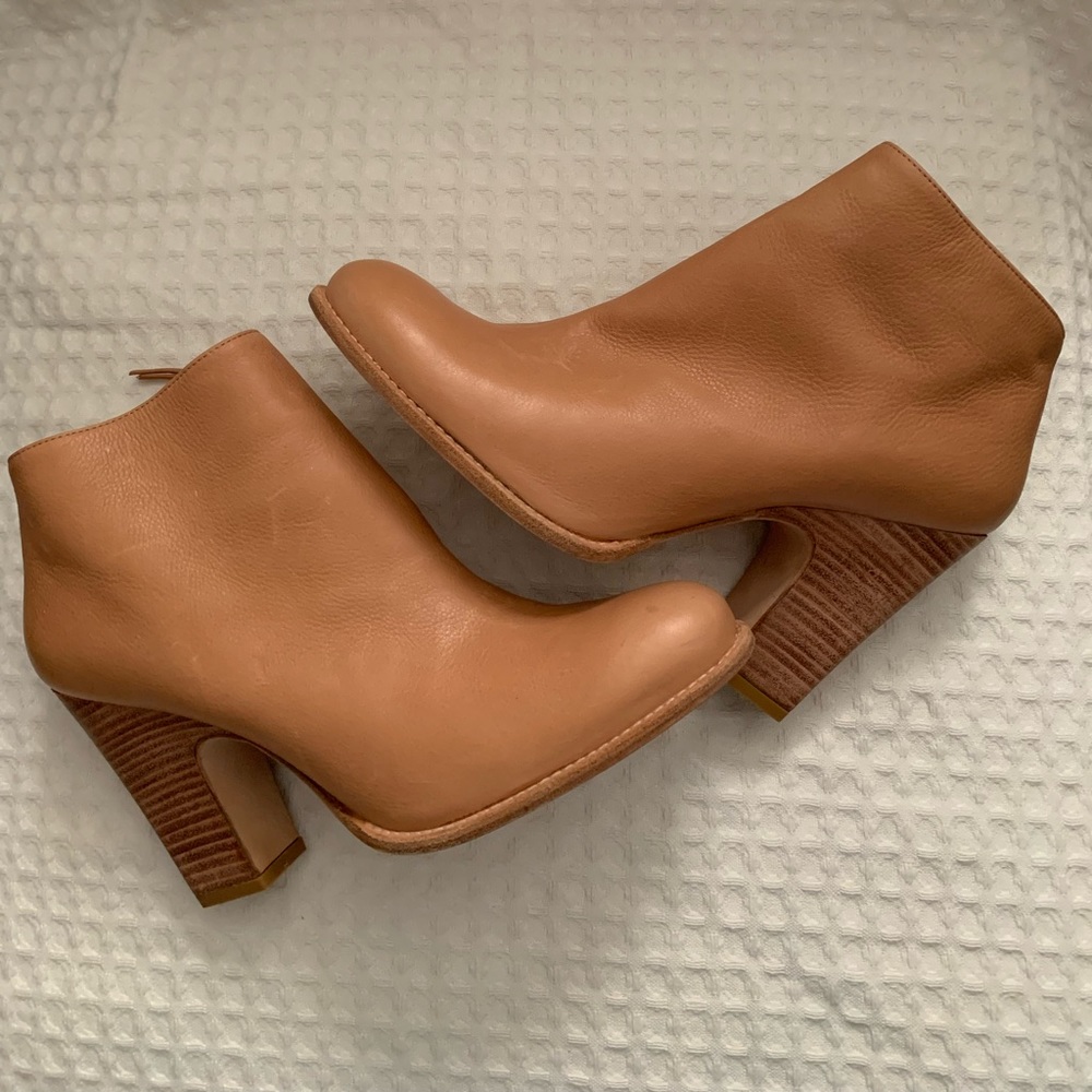 Stuart Weizman Demigran Pecan Comfy Calf Ankle Boots